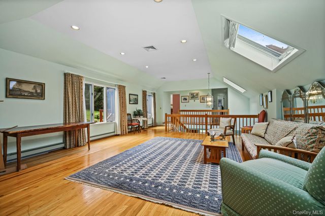 361 Rte 22, Goldens Bridge, NY 10526