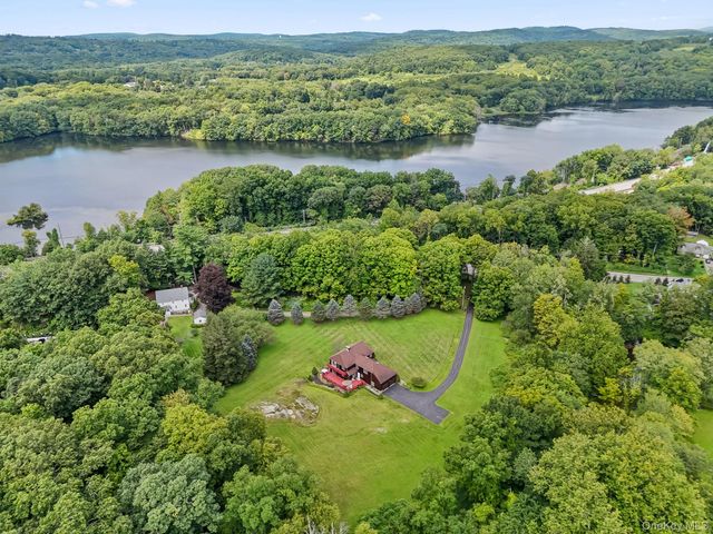 361 Rte 22, Goldens Bridge, NY 10526