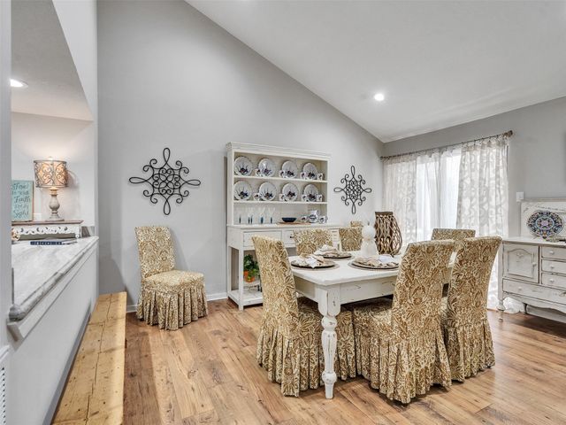 11711 Twain Drive, Montgomery, TX 77356