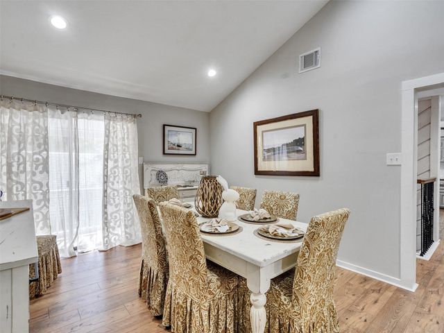 11711 Twain Drive, Montgomery, TX 77356