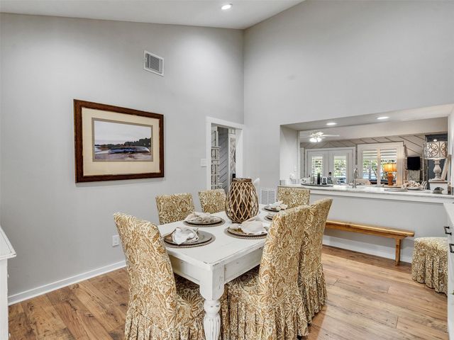 11711 Twain Drive, Montgomery, TX 77356