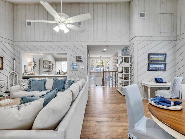 11711 Twain Drive, Montgomery, TX 77356