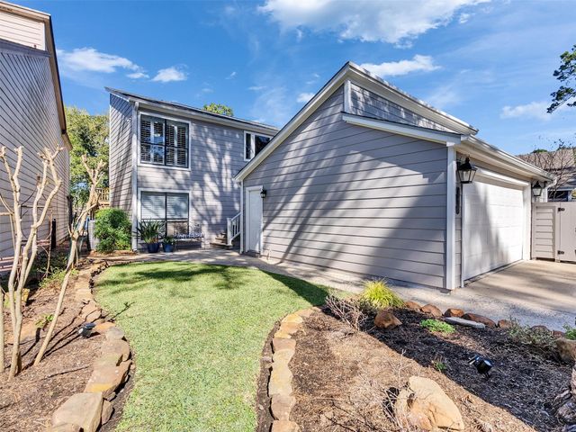 11711 Twain Drive, Montgomery, TX 77356