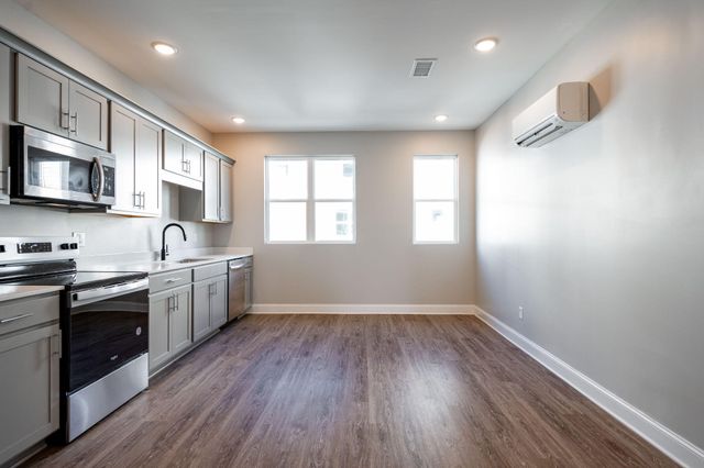 2341 E 18th Street, Chattanooga, TN 37404