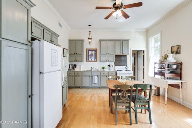 105 Washington Street, Breaux Bridge, LA 70517