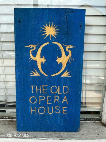 105 Washington Street, Breaux Bridge, LA 70517