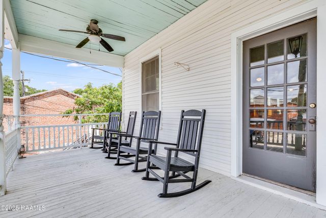 105 Washington Street, Breaux Bridge, LA 70517