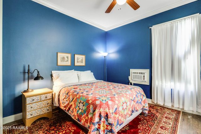 105 Washington Street, Breaux Bridge, LA 70517