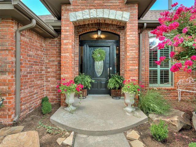 10625 NW 37th Street, Yukon, OK 73099