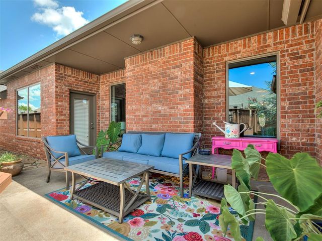 10625 NW 37th Street, Yukon, OK 73099