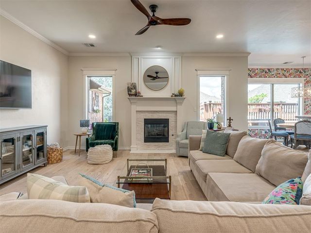 10625 NW 37th Street, Yukon, OK 73099