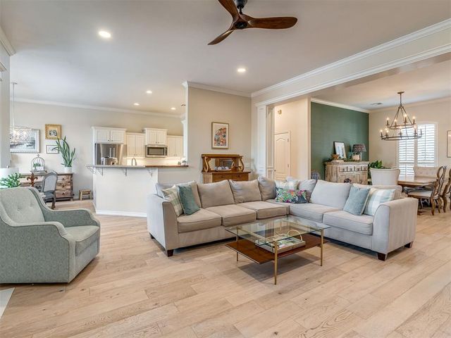 10625 NW 37th Street, Yukon, OK 73099
