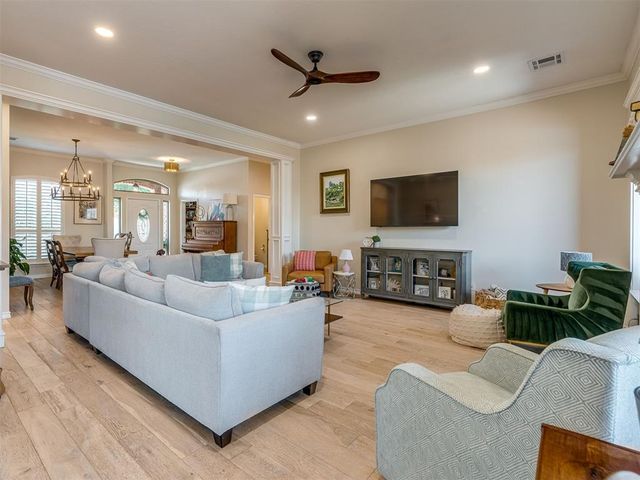 10625 NW 37th Street, Yukon, OK 73099