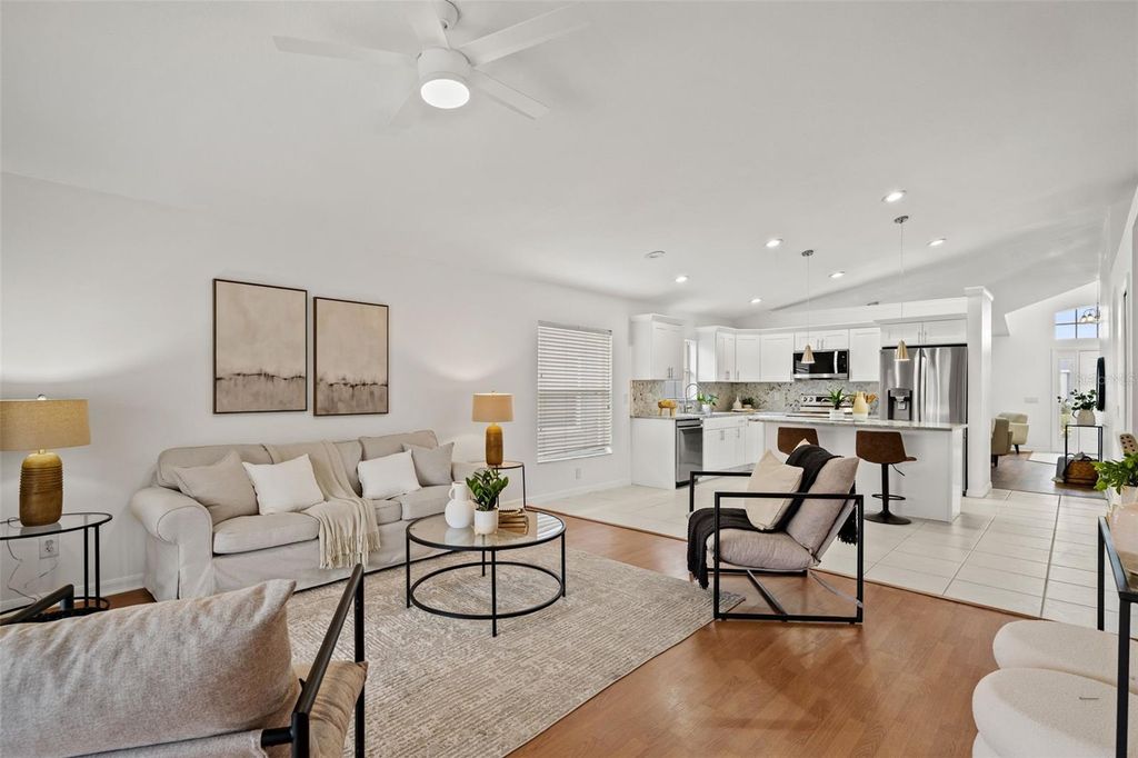 Image 8 of property listing at 4151 EDENROCK PLACE, Wesley Chapel, FL 33543