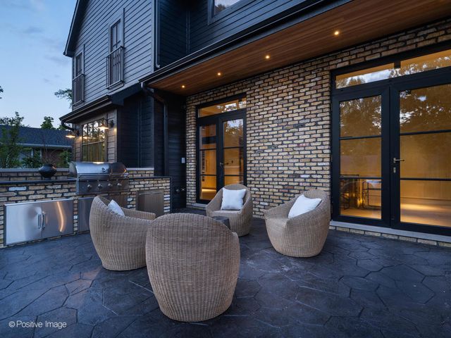 1180 Oak Ridge Drive, Glencoe, IL 60022