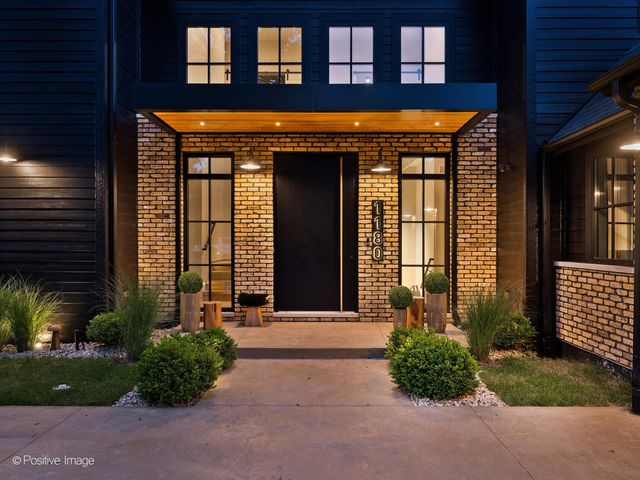 1180 Oak Ridge Drive, Glencoe, IL 60022