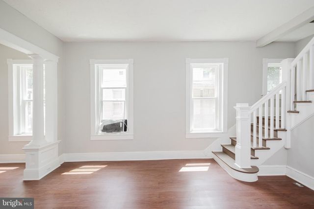 315 S QUEEN ST, Martinsburg, WV 25401