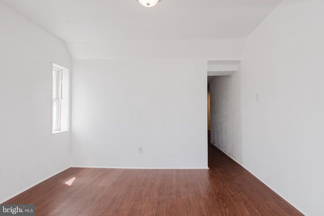 315 S QUEEN ST, Martinsburg, WV 25401