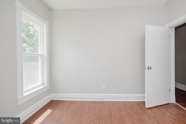 315 S QUEEN ST, Martinsburg, WV 25401