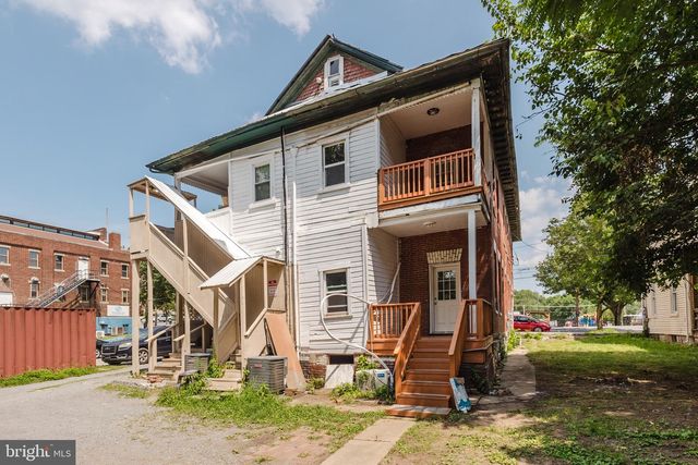 315 S QUEEN ST, Martinsburg, WV 25401