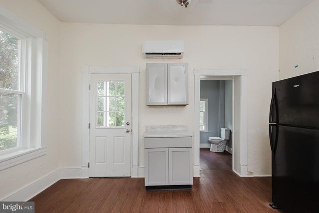 315 S QUEEN ST, Martinsburg, WV 25401