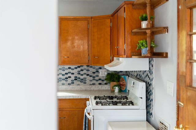 322 RIDGE RD, Staunton, VA 24401