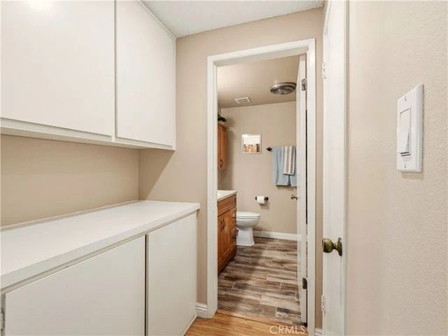 19401 Oak Crossing, Newhall, CA 91321