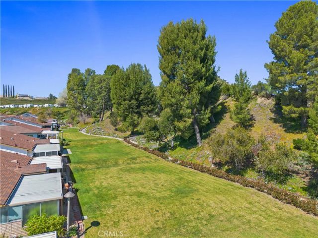 19401 Oak Crossing, Newhall, CA 91321