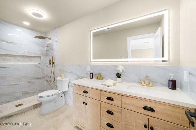 747 Marlton Road 747A, Monroe, NJ 08831