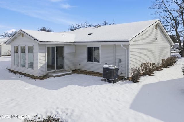 747 Marlton Road 747A, Monroe, NJ 08831