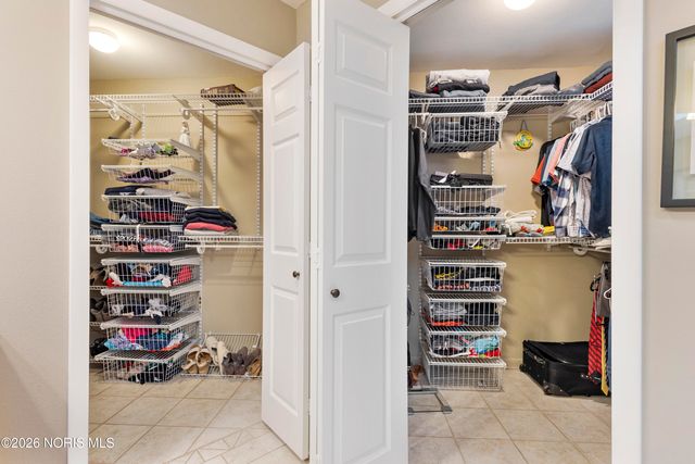 3707 W Bancroft Street, Ottawa Hills, OH 43606