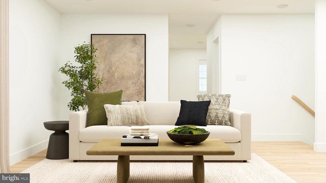 7 RED BARN LN, Bordentown, NJ 08505