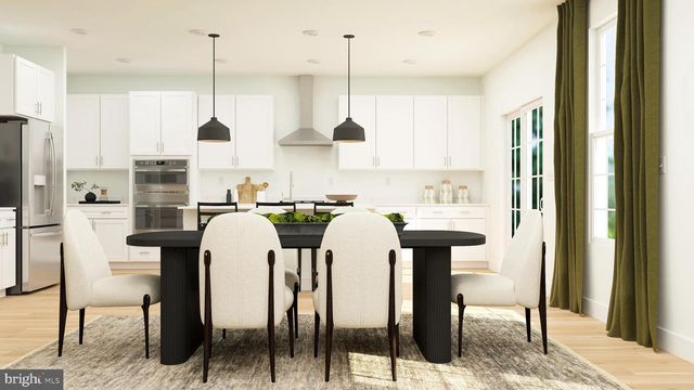 7 RED BARN LN, Bordentown, NJ 08505