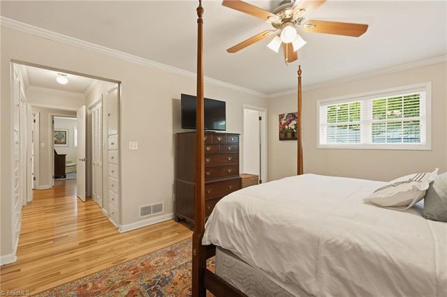 1019 Oakcrest Drive, Reidsville, NC 27320
