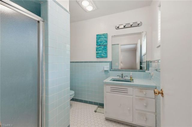 1019 Oakcrest Drive, Reidsville, NC 27320