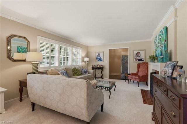 1019 Oakcrest Drive, Reidsville, NC 27320