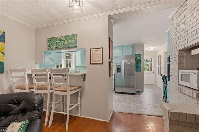 1019 Oakcrest Drive, Reidsville, NC 27320
