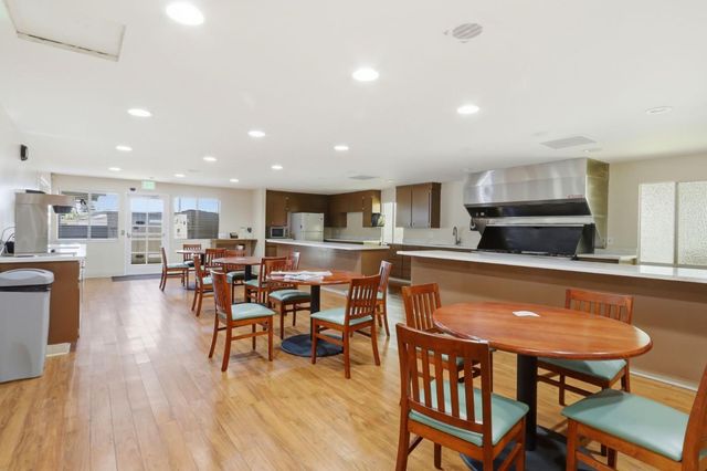 1220 Tasman Drive 241, Sunnyvale, CA 94089