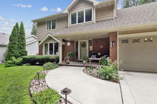 5412 Woodland Avenue, West Des Moines, IA 50266