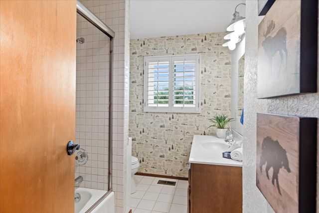 780 Boole Rd, Applegate, CA 95703