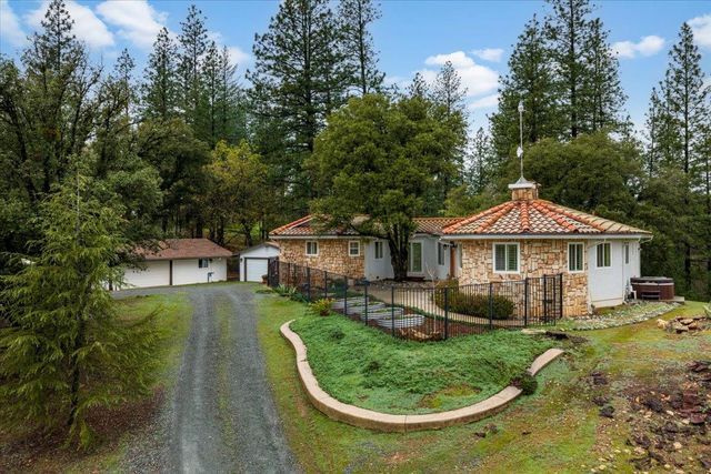 780 Boole Rd, Applegate, CA 95703