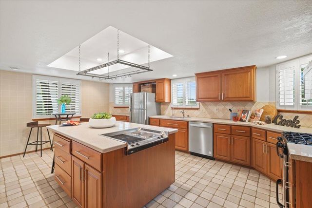 780 Boole Rd, Applegate, CA 95703