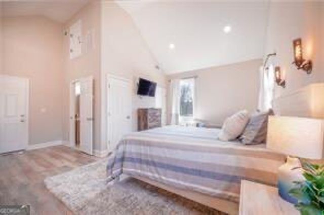 5997 Warpath Road, Flowery Branch, GA 30542