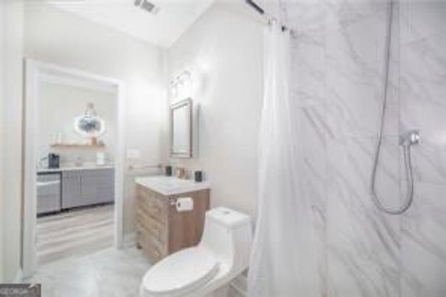 5997 Warpath Road, Flowery Branch, GA 30542