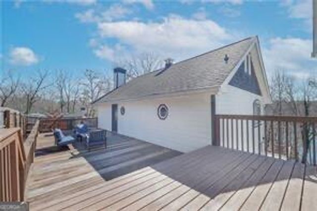 5997 Warpath Road, Flowery Branch, GA 30542