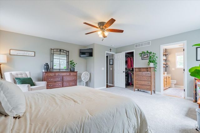 13561 Buck Road, Bloomington, IL 61705