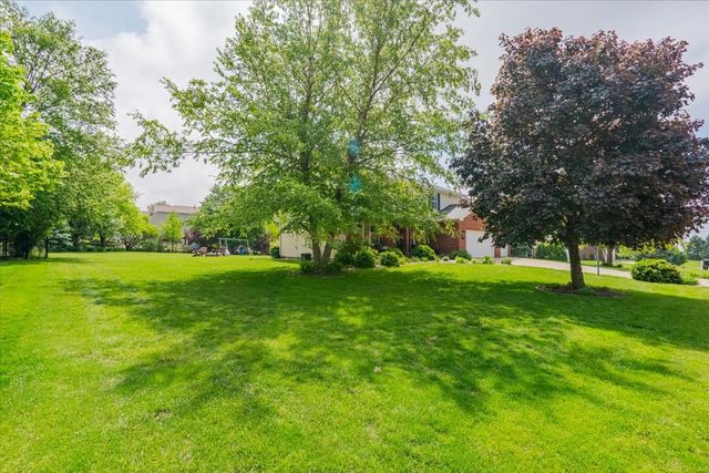 13561 Buck Road, Bloomington, IL 61705