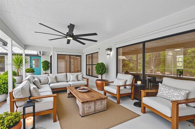 9721 Majestic Way, Boynton Beach, FL 33437