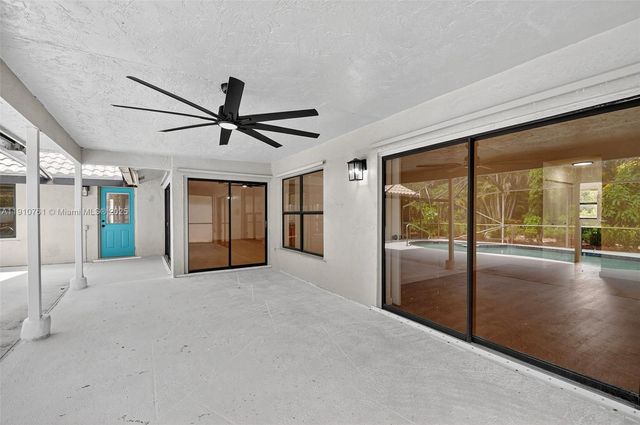 9721 Majestic Way, Boynton Beach, FL 33437