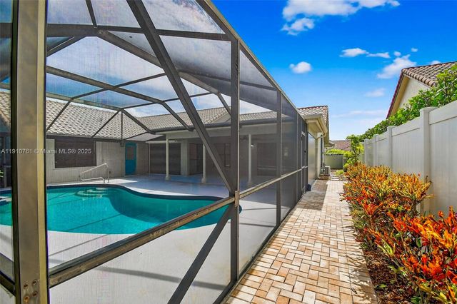 9721 Majestic Way, Boynton Beach, FL 33437